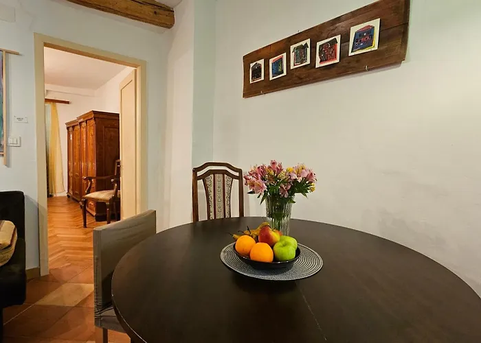 아파트 Eufrasiana